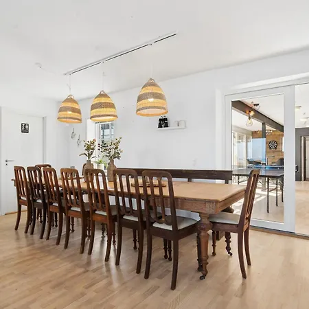 Σπίτι διακοπών Spacious By Sea For 14 Guests *